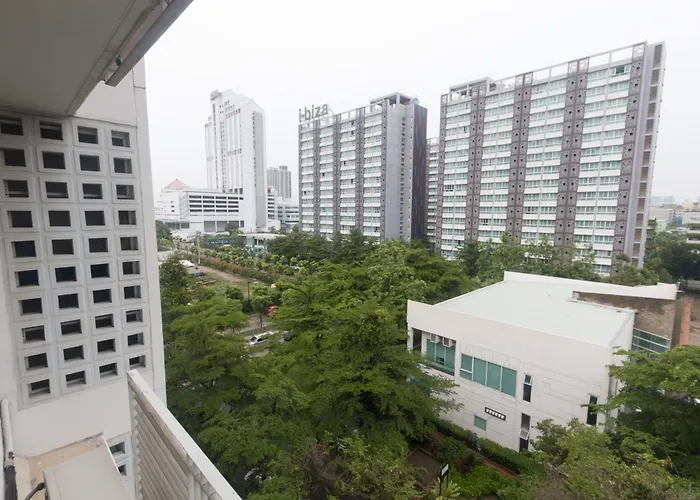 I-house Laguna Garden Rca - Behind Sukhumvit Thonglor Asoke Emporium Hospital Piyavet Hospital Makkasan Airport Link Mrt Sky Train 아파트 *