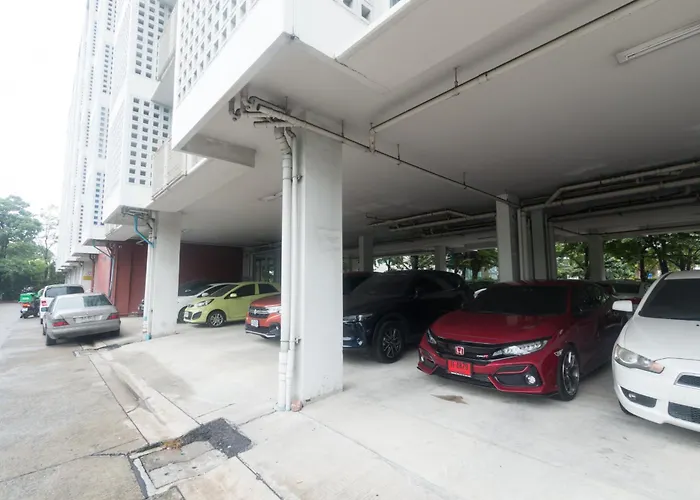 아파트 I-house Laguna Garden Rca - Behind Sukhumvit Thonglor Asoke Emporium Hospital Piyavet Hospital Makkasan Airport Link Mrt Sky Train *